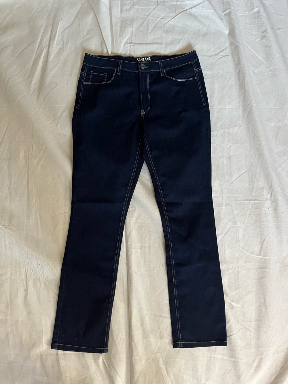 Santana Women's Straight Leg Jeans in Dark Navy. Size 34” inch waist, 31”inseam